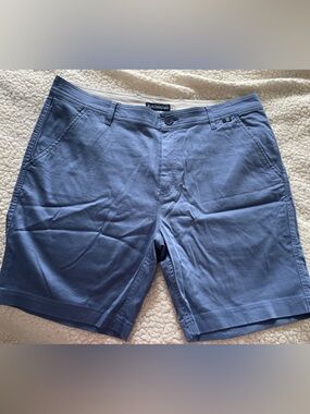 Men's Flat Front Casual Shorts in Slate Blue